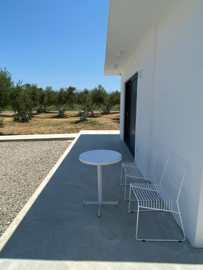 Lefko Apartments Tavronitis Extérieur photo